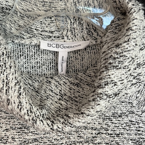 BCBGeneration stretch sweater dress. - Picture 4 of 11